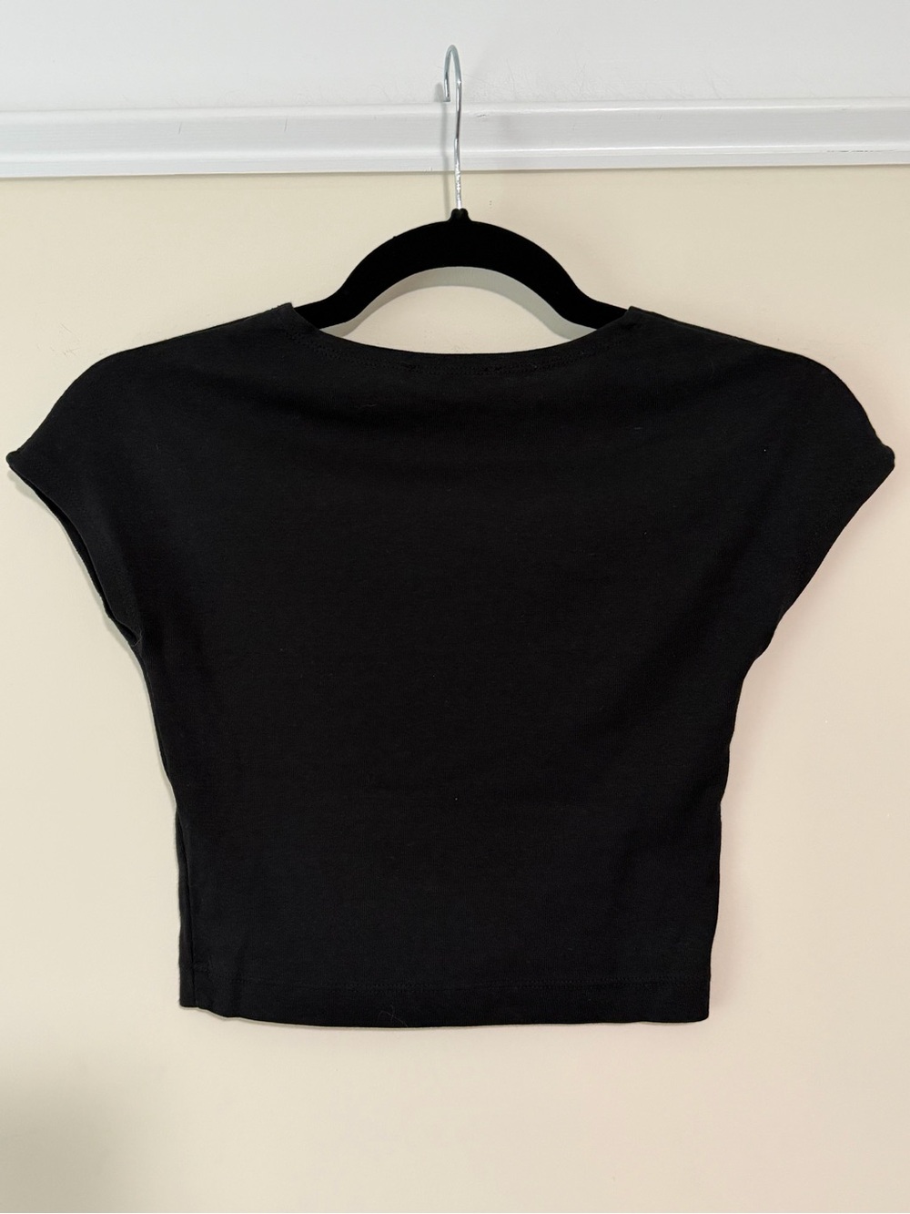 Zara Black Cropped Cap-Sleeve Tee - Picture 4 of 4